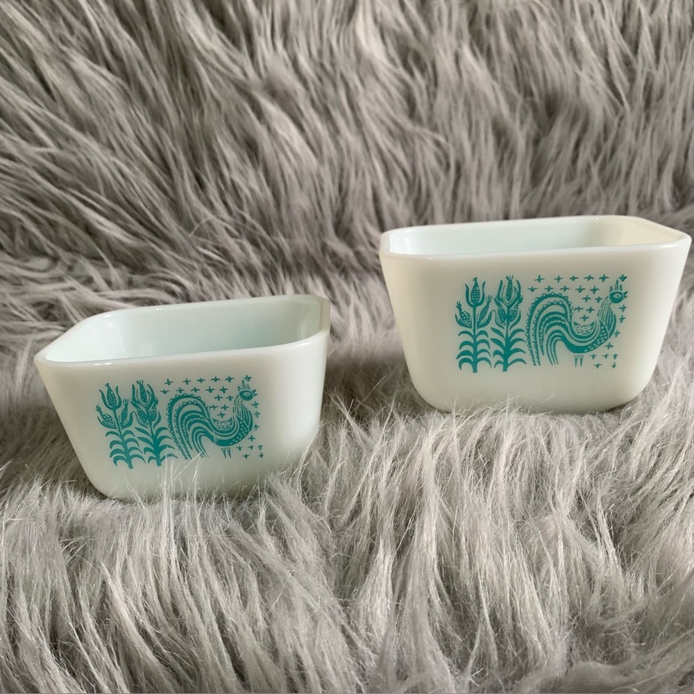 PYREX‎ AMISH BUTTERPRINT TURQUOISE ROOSTER 501 Refrigerator Dish 1.5 pt